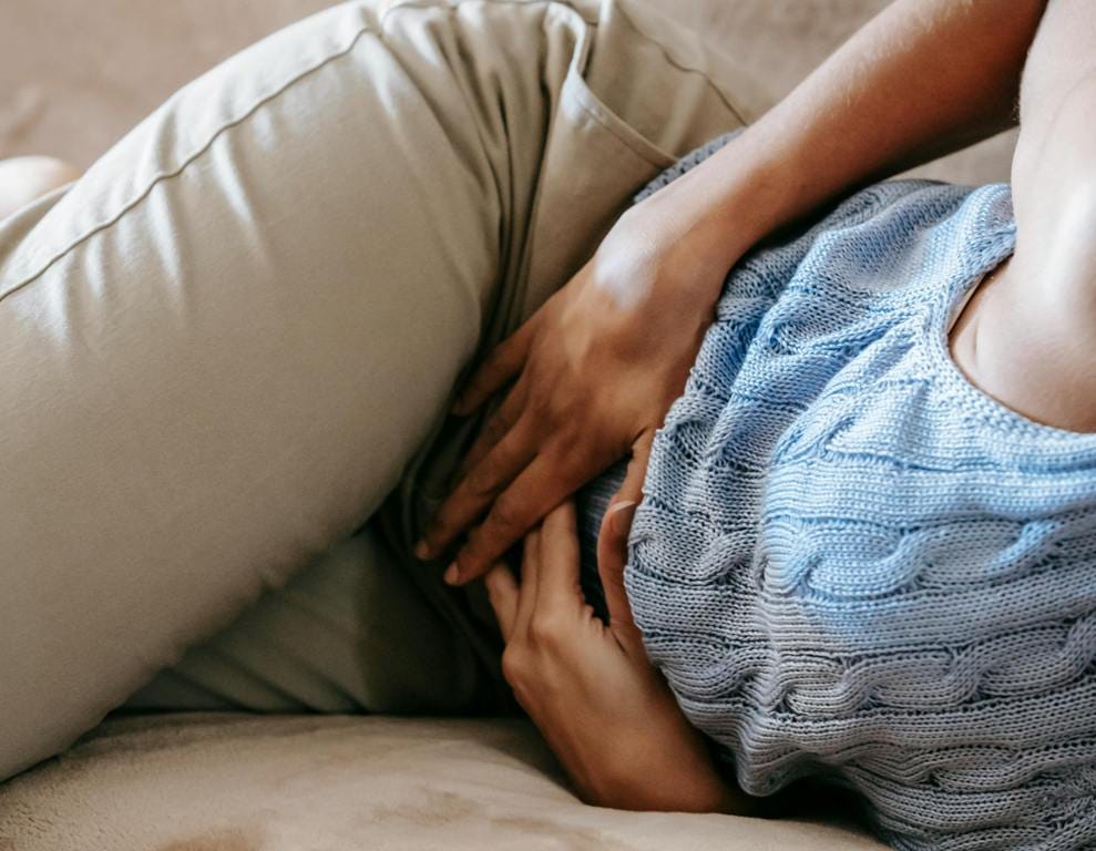 menstruacija-bol-stomak